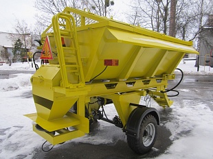 Прицепной пескосолераспределитель ПП-1